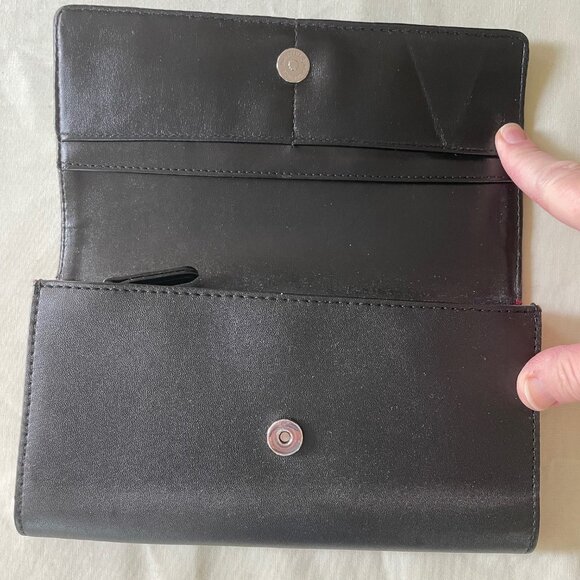 Like New Vintage Nine West Black and White Logo Snap-Button Wallet - Picture 2 of 3